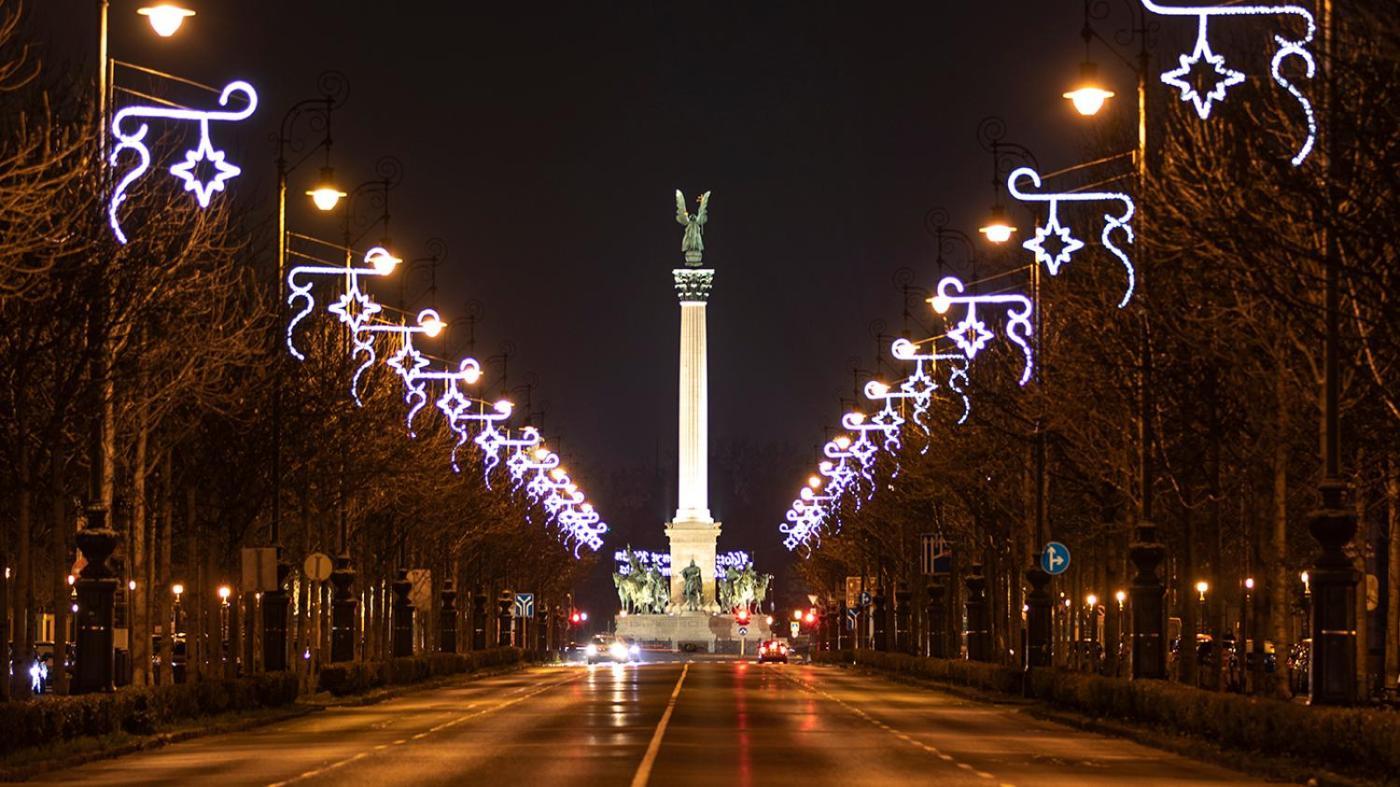 Budapestayz - Izabella Boedapest